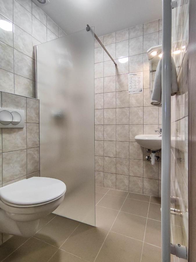 Thermál Motel Kiskunmajsa Esterno foto
