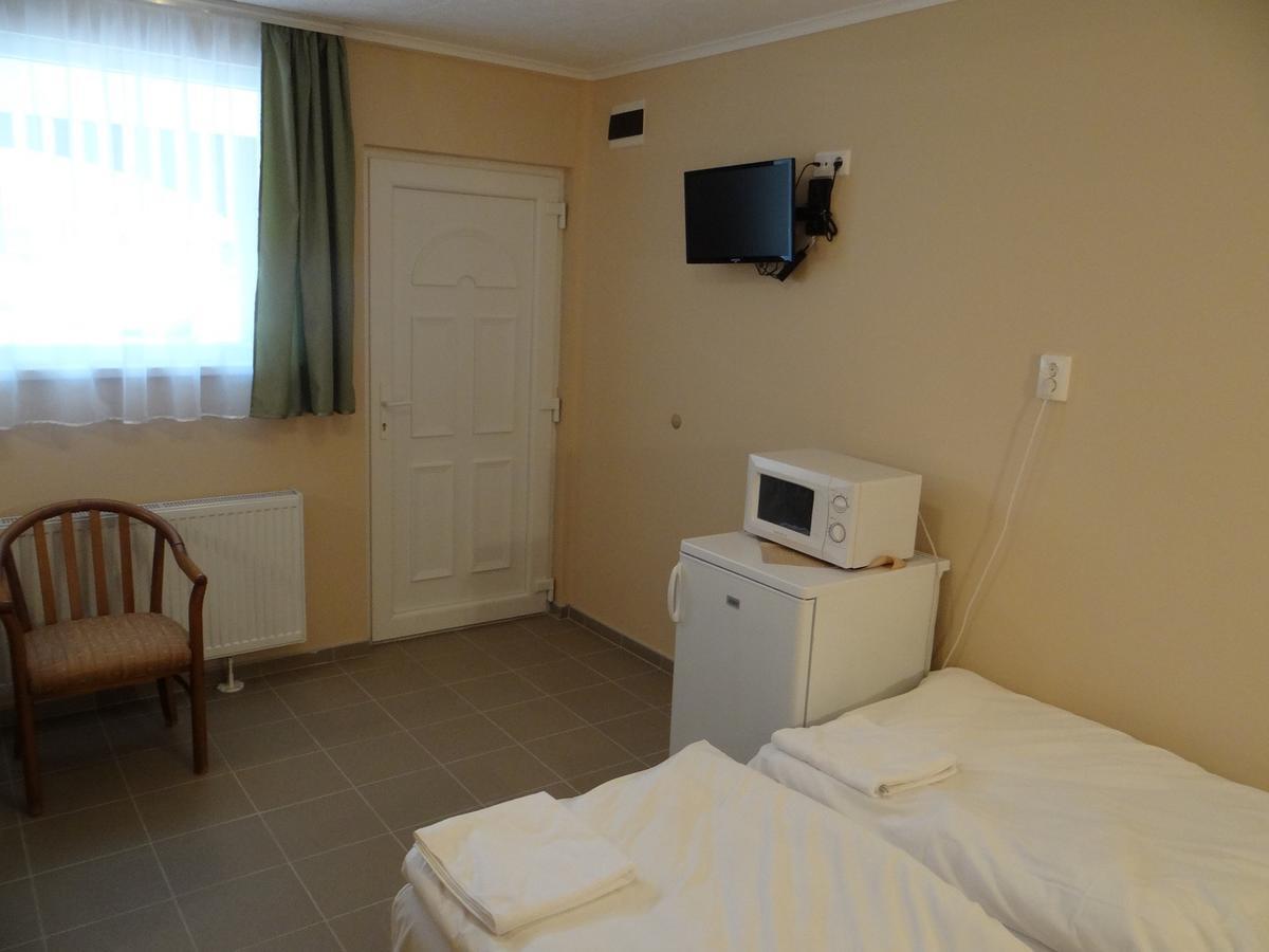 Thermál Motel Kiskunmajsa Esterno foto